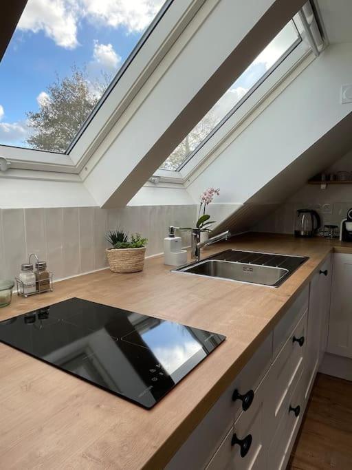 Appartement Cosy Sous Les Toits Lion-sur-Mer Exteriör bild