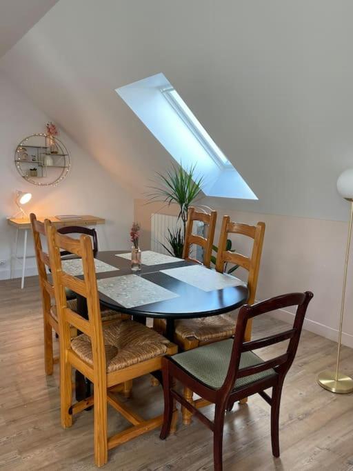 Appartement Cosy Sous Les Toits Lion-sur-Mer Exteriör bild