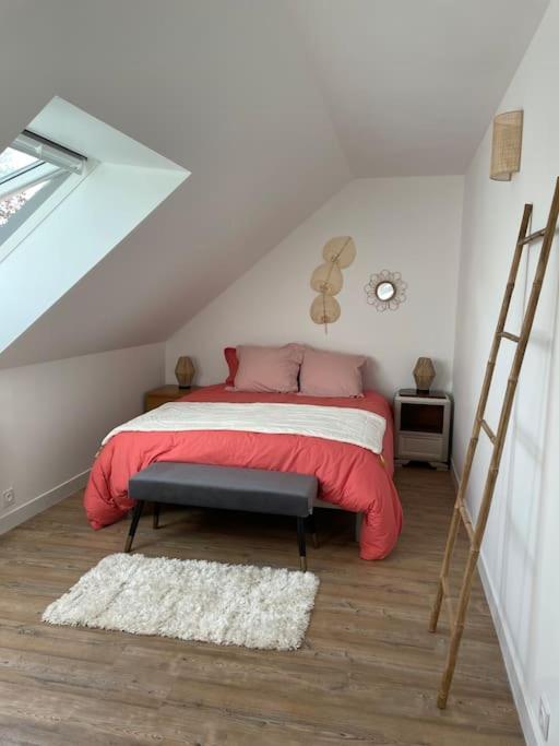 Appartement Cosy Sous Les Toits Lion-sur-Mer Exteriör bild